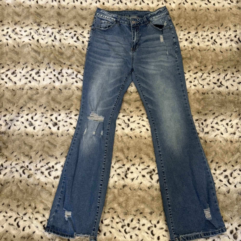 Women's Denim Bootcut Stretch Distressed Blue Light Wash Jeans Size 6 (28x29)